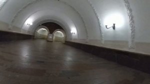 Московское метро, еду на Красную площадь...