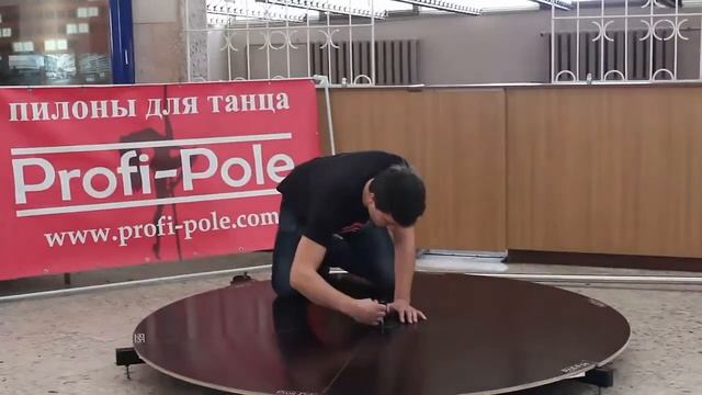 Сборка подиума с пилоном Pofi-Pole смотреть онлайн