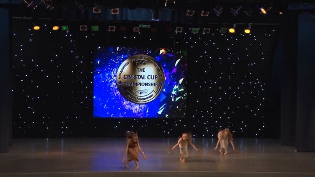 Образцовый хореографический ансамбль современного танца «Волна» - В ПОИСКАХ ВЕТРА смотреть онлайн
