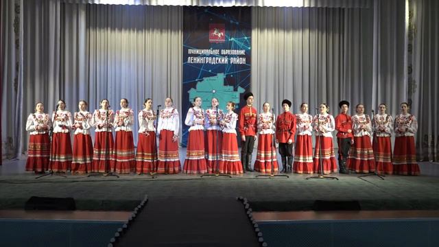 Образцовый ансамбль народной песни Казачьи напевы Вспомним братцы это время За Кубанью огни горят смотреть онлайн