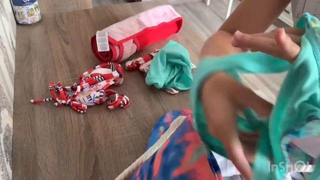 Собираю вещи в бассейн ( 1 часть) смотреть онлайн