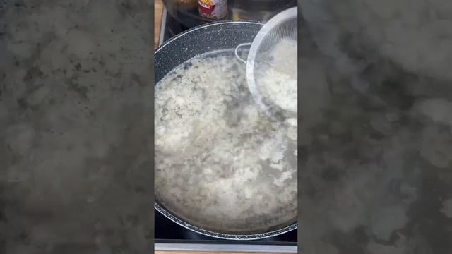 Тефтелевый суп, готовлю несколько раз в неделю. Наше одно из любимых горячих блюд