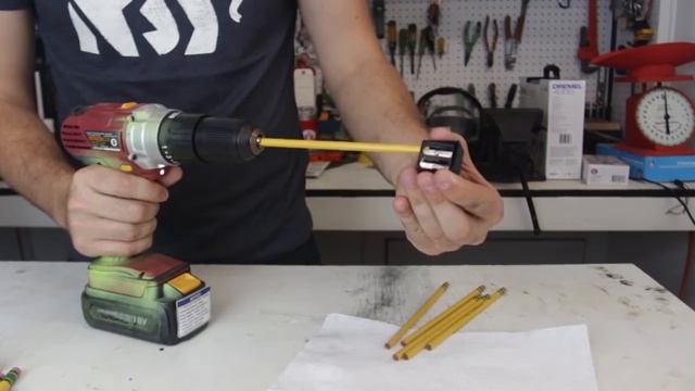 КАК БЫСТРО ЗАТОЧИТЬ МНОГО КАРАНДАШЕЙ смотреть онлайн