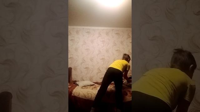 попытался сделать сальто назад 😂😂😂 смотреть онлайн