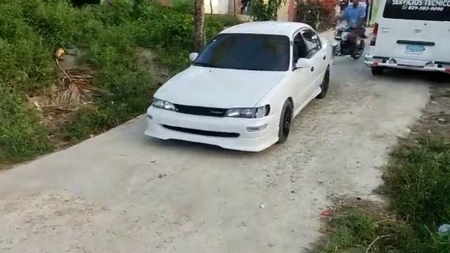 Toyota Corolla 97 haciendo su entrada смотреть онлайн