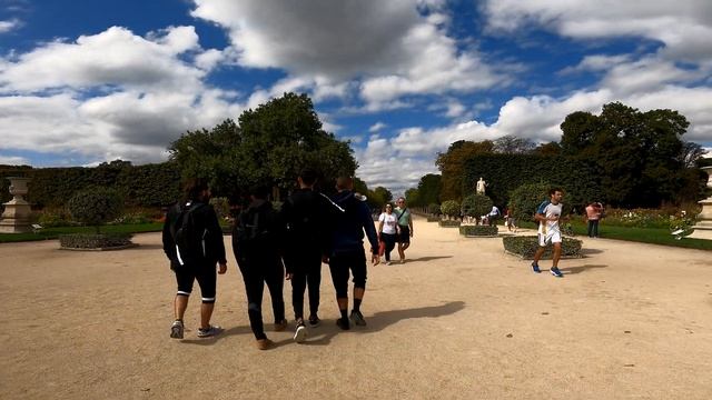 Paris France Walking Tour (4k Ultra HD 60fps) Of Tuileries Garden. смотреть онлайн