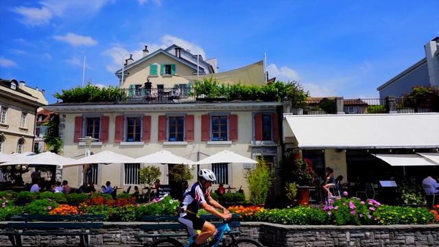 Vevey Switzerland Tour along Lake Geneva Awestruck смотреть онлайн