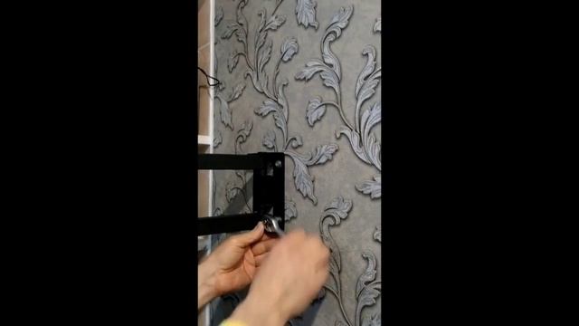 @0036 Установка кронштейна для TV 32"' на стену. Монтаж обвязки ТВ на кронштейне. смотреть онлайн