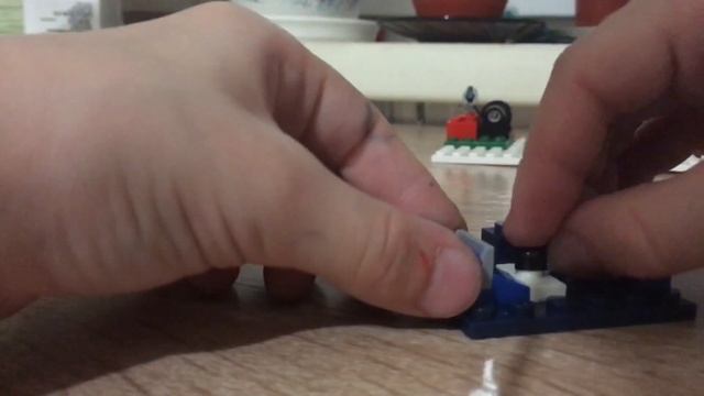 Постройки из LEGO. Машинка, гироскутер, самолёт, пушка. смотреть онлайн