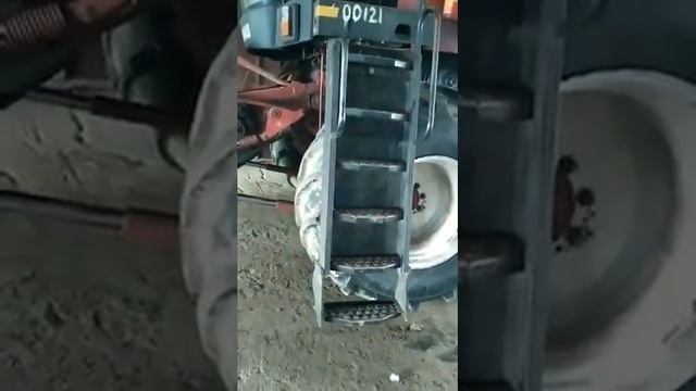 Лот №17803 22009 Зерноуборочный комбайн КЗС 1218-10 "ПАЛЕССЕ GS 12" выставлен на BelAuction. смотреть онлайн