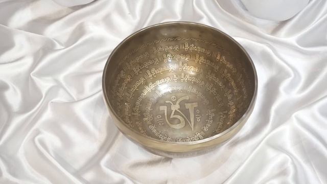 Ом21см-183ГцнотаФа#. КУПИТЬ ПОЮЩУЮ ЧАШУ ДЛЯ МЕДИТАЦИИ. ВИДЕО ОБЗОР ПОЮЩЕЙ ЧАШИ. ПОЮЩИЕ ЧАШИ СПБ смотреть онлайн