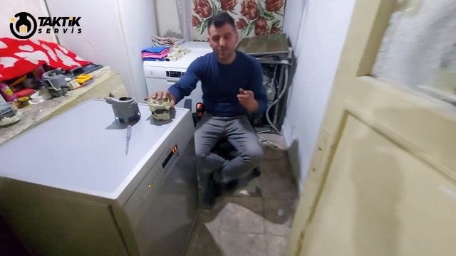 Bulaşık Makinesi E09 Hatası Nedir? Nasıl Giderilir ? [BOSCH-SİEMENS-PROFİLO] смотреть онлайн