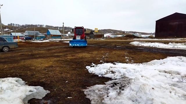 Трактор т-25. Зачем я туда заехал#деревня#трактор #огород смотреть онлайн