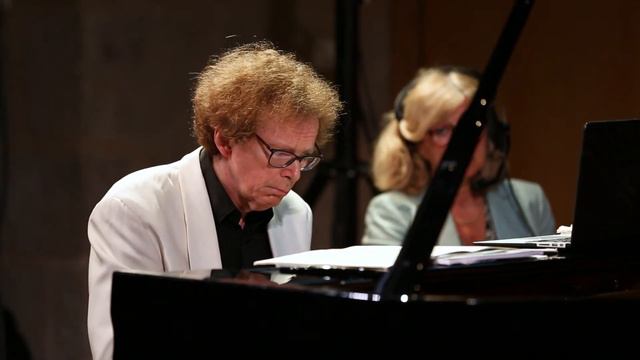 Erik Satie / Gnossienne No 3 - Mikhail Rudy смотреть онлайн