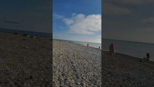 Б. Сочи, Лазаревское, пляж Багратион, 30 октября2023 смотреть онлайн