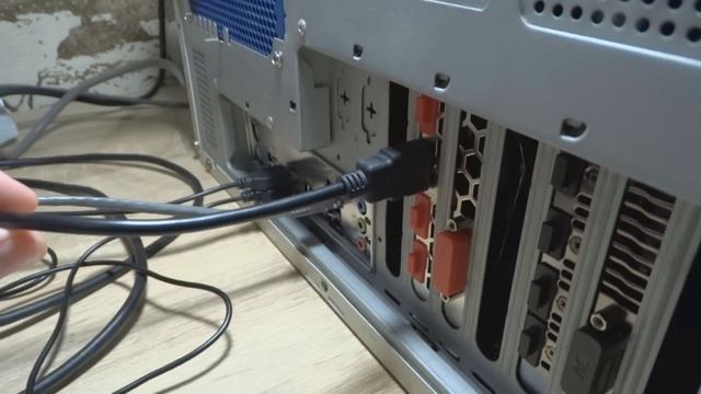Конвертер HDMI в VGA смотреть онлайн