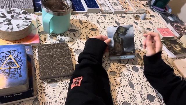 Heavenly Tarot #32: Taking one small step to create the path of an entirely new journey смотреть онлайн