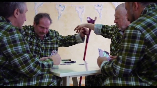 БАХЫТ КОМПОТ / ПОЧЕМУ УМИРАЮТ БОМЖИ смотреть онлайн