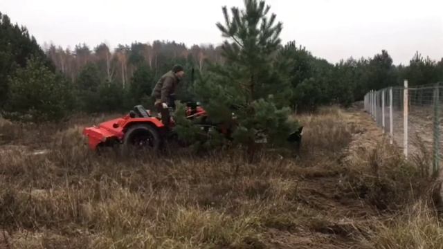 Уралец 224 снова в бою! Строим забор на ЭкоФерме! смотреть онлайн