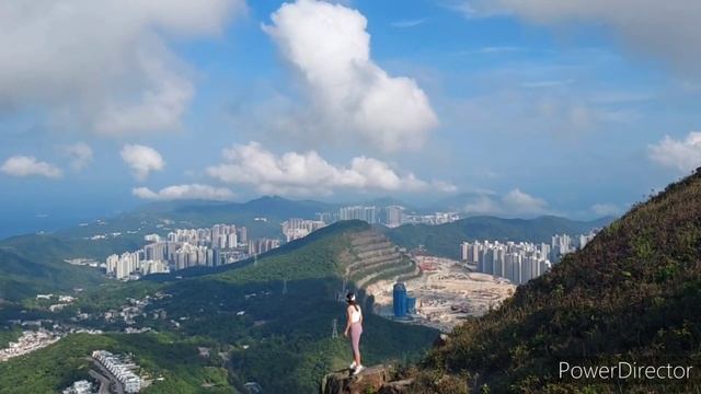 SUICIDE CLIFF HONG KONG HIKE // KOWLOON PEAK TO SUICIDE CLIFF HIKE // HOW TO GET THERE смотреть онлайн