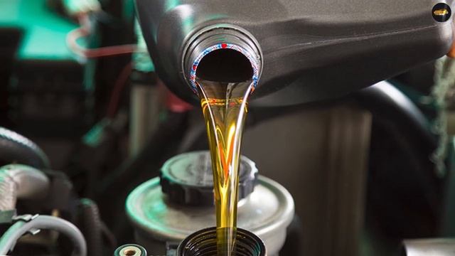 Gear Oil Vs Engine Oil: What’s The Difference? [2023] смотреть онлайн