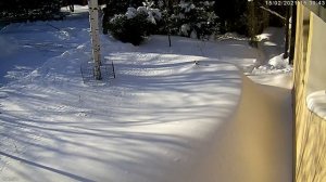 УБОРКА БОЛЬШИХ СУГРОБОВ ОБЫЧНОЙ СНЕГОУБОРОЧНОЙ САДОВОЙ МАШИНОЙ (смотрите на ускоренной)_