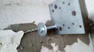 Струнные маяки. Установка маяков. Штукатурка стен по маякам.