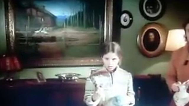 The Witches: Erica in the painting смотреть онлайн