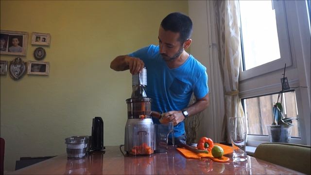 Testing Solis XXL Multi Slow Juicer смотреть онлайн