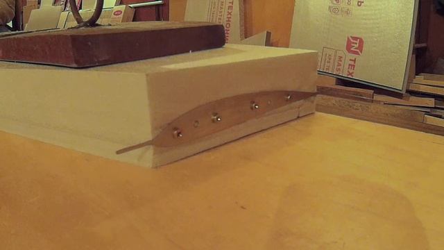 Крыло из пеноплекса. The wing is of foam polystyrene. смотреть онлайн