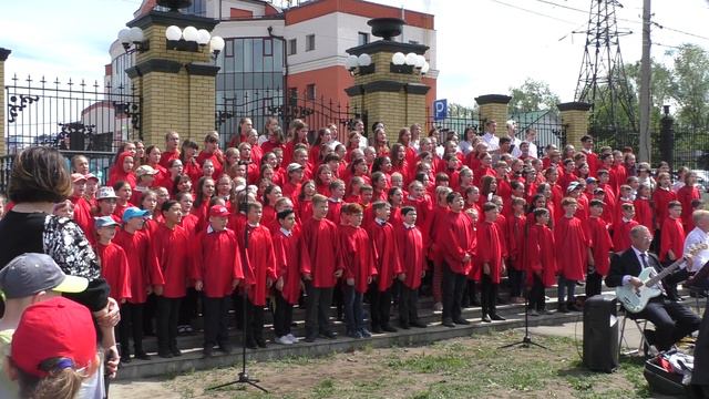 О чём мечтают дети. Я. Дубравин. Сводный детский хор города Барнаула. смотреть онлайн