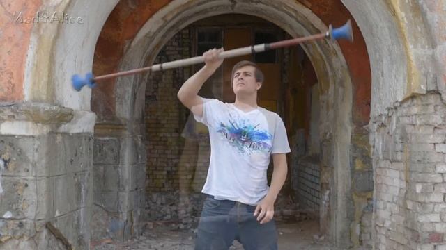 КОНТАКТНЫЙ СТАФФ УРОК #11 TwOH Fishtail. Full Steve. OH Conveyor. Sweep. смотреть онлайн