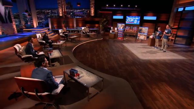A 15-Year-Old Entrepreneur Impresses the Sharks - Shark Tank смотреть онлайн