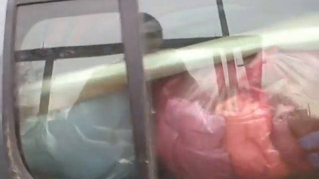 Грузовая Фабия отвезла 2 палеты барахла смотреть онлайн