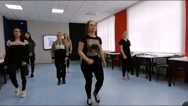Утренняя гимнастика "Весёлая зарядка" смотреть онлайн