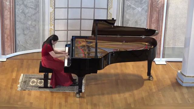 Lauren Zhang (14) plays Ravel Scarbo at 15th Ettlingen international piano competition 2016 смотреть онлайн