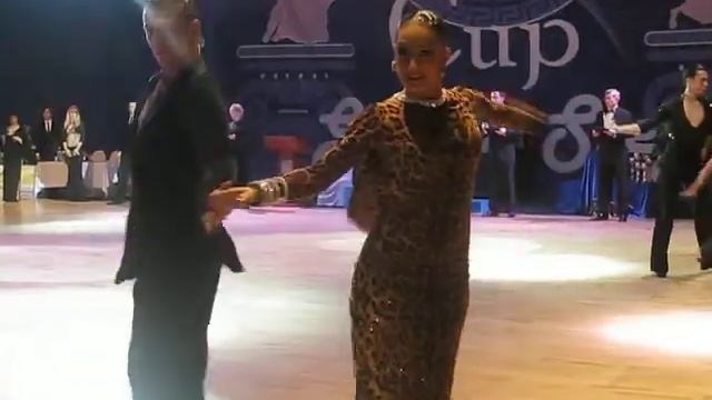 Dmitry-Viktoria Cha-cha смотреть онлайн