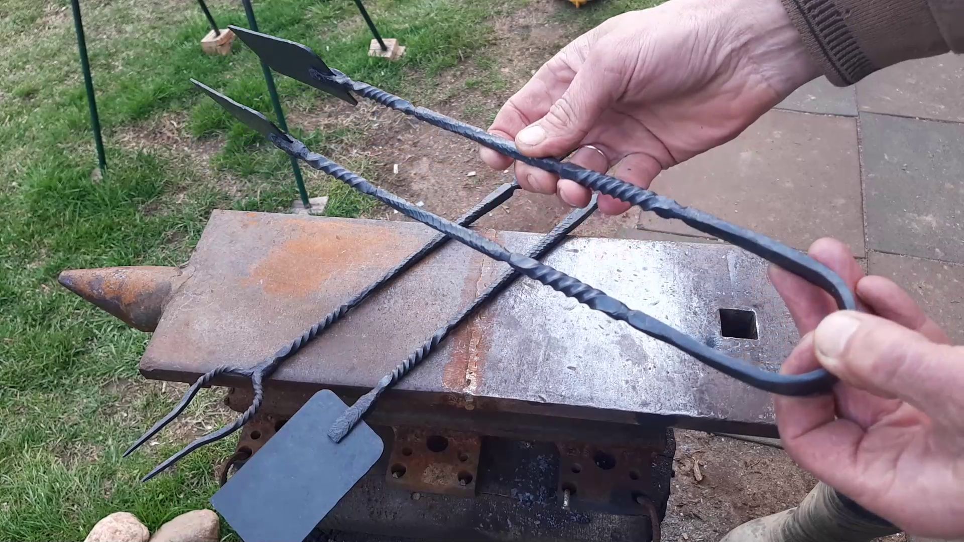 Ковка набора для барбекю смотреть онлайн