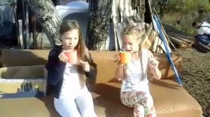 ЧЕЛЕНДЖ КТО ВЫПЬЕТ БОЛЬШЕ ВОДЫ