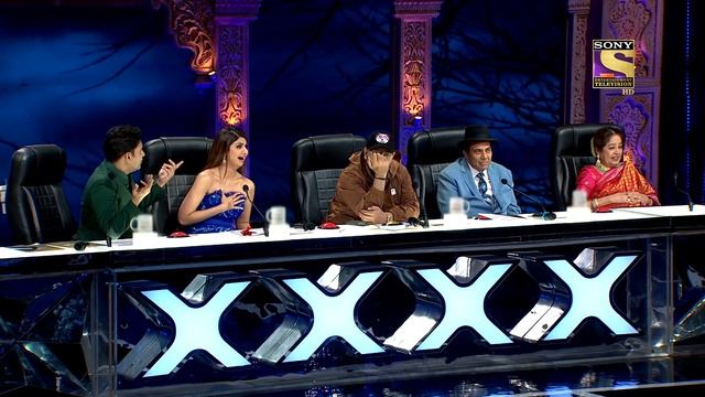 आखिर कैसे Possible हैं यह Magic Tricks? | India's Got Talent | Kirron K, Shilpa S, Badshah, Manoj M