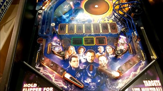Lost in Space Pinball Machine MultiBall смотреть онлайн