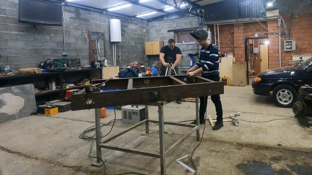 Самодельный BOBCAT Варим раму смотреть онлайн