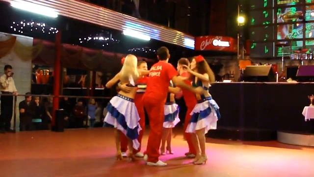 Donbass Salsa Cup 2012 - Show (Кубинская семья) смотреть онлайн