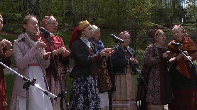 Фольклорный фестиваль-праздник "На зелёной неделе" смотреть онлайн