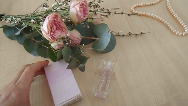 Givenchy Live Irresistible Blossom Cruch видео обзор аромата