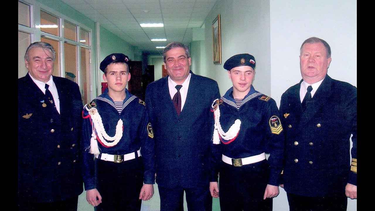 Новое здание Якутского речного училища. 2005 г. смотреть онлайн