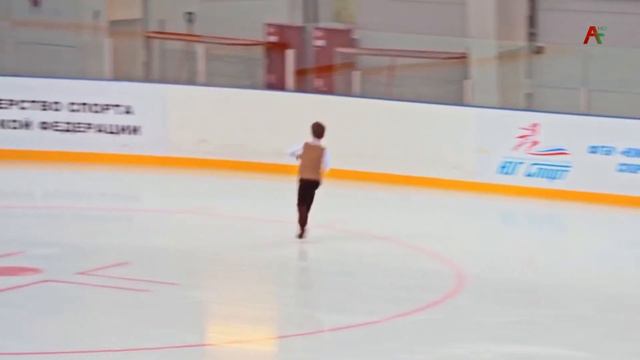 Захар Кяхба занял первое место по I юношескому спортивному разряду в квалификационных соревнованиям смотреть онлайн