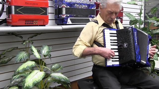 HOHNER BRAVO II 48 BASS PIANO ACCORDION смотреть онлайн