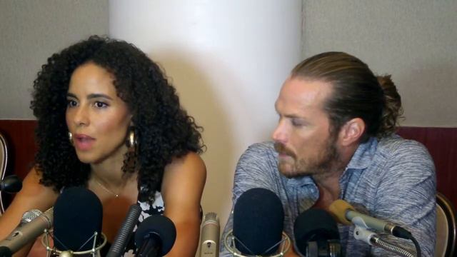 Parisa Fitz-Henley On How Reading Influenced Her Acting Path смотреть онлайн