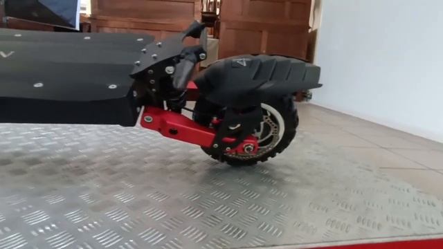 Электросамокат Ultron t128 PRO 6kwt 85 км/ч смотреть онлайн